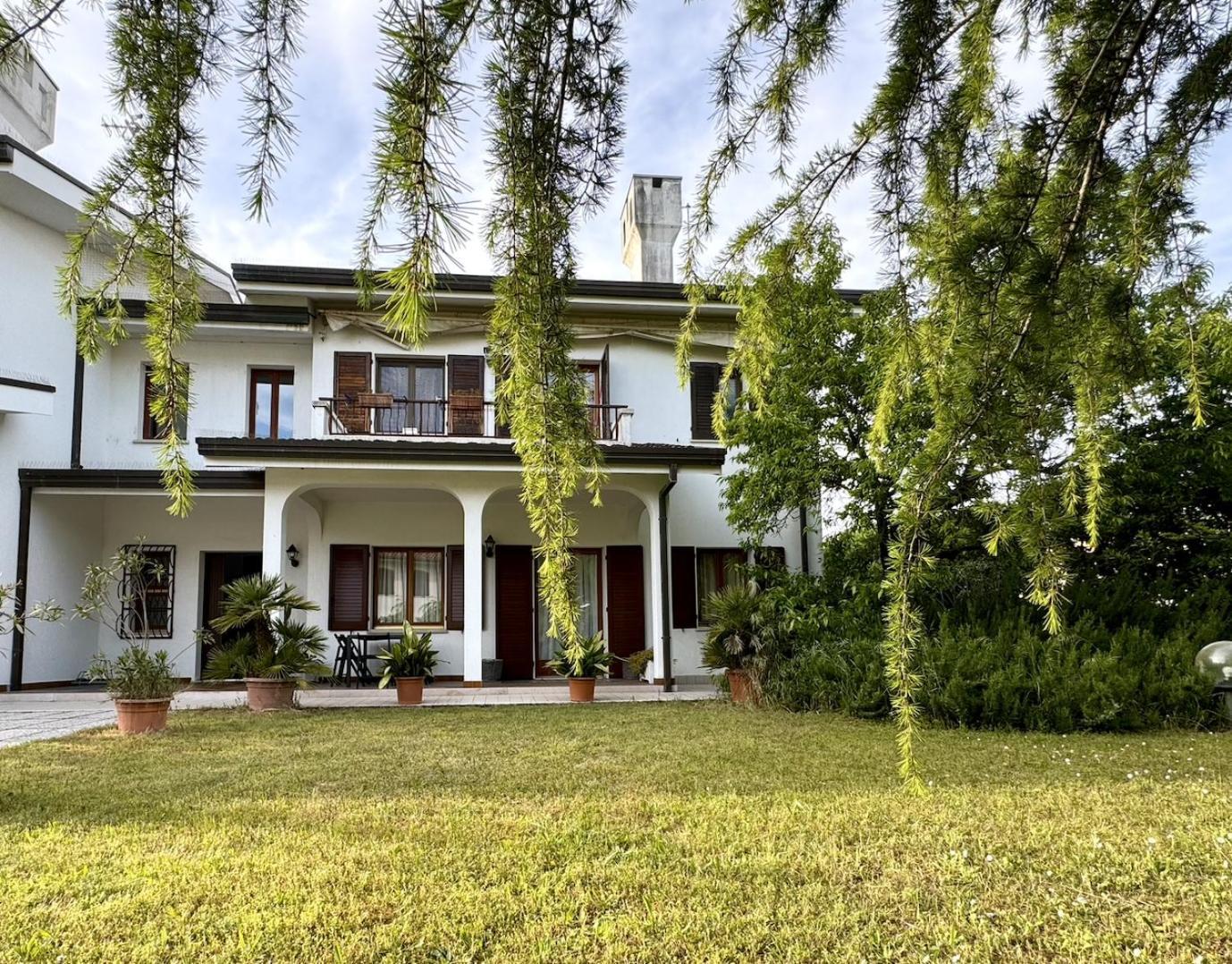 Appartement Appartamenti Ca Delle Rose - Carraro Immobiliare Jesolo - Family Apartments Lido di Jesolo